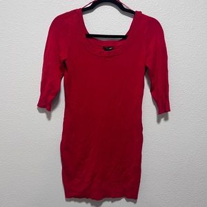 H&M Red Long 3/4 Sleeve Sweater Size Small
